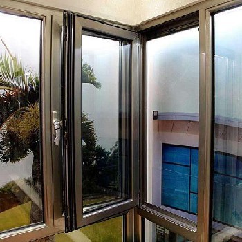 云南斷橋鋁門窗市場(chǎng)價(jià)格解析與選購(gòu)指南